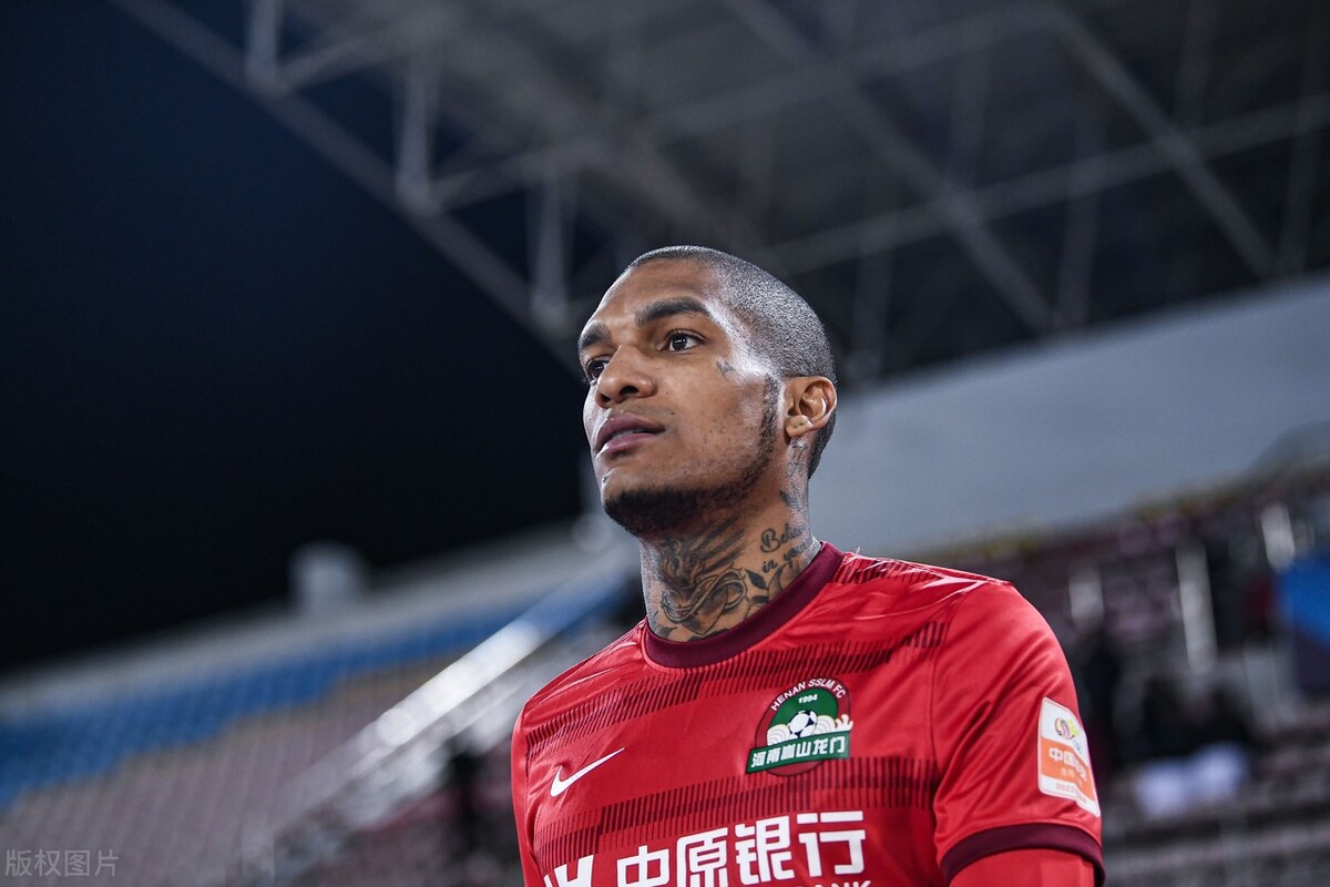 河南足球的溺爱导致卡兰加走到今天，铁血战士最终倒在铜臭之下