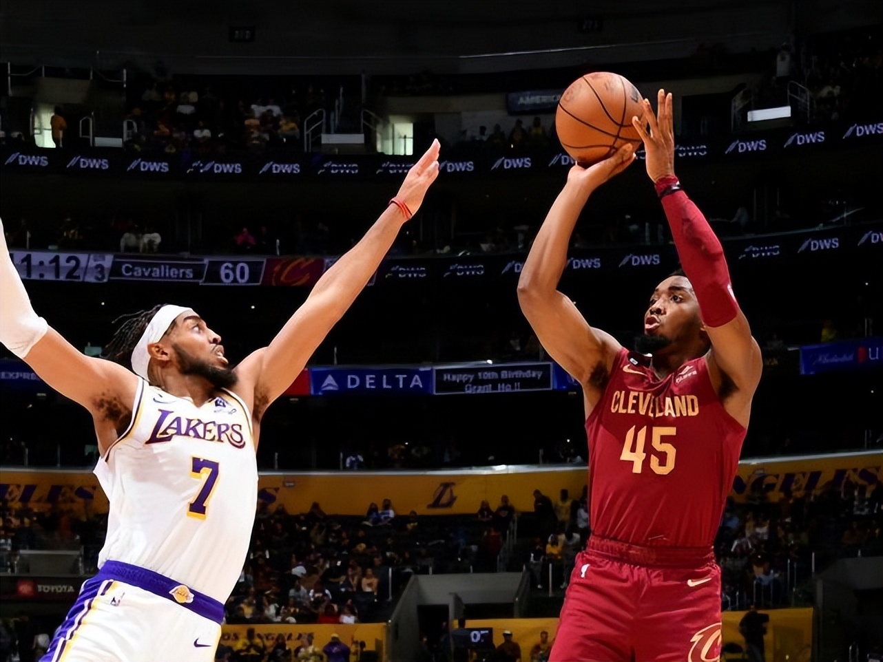 11年来首胜勒布朗，八连胜东部第二，这支骑士是黑马还是白马？