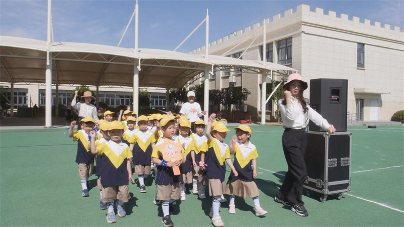 强体魄抗疫情,节奏感强的抗疫舞蹈