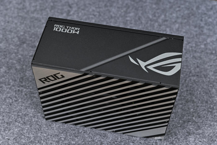 九州风神ch560数显机箱搭配,rogz690-e功率