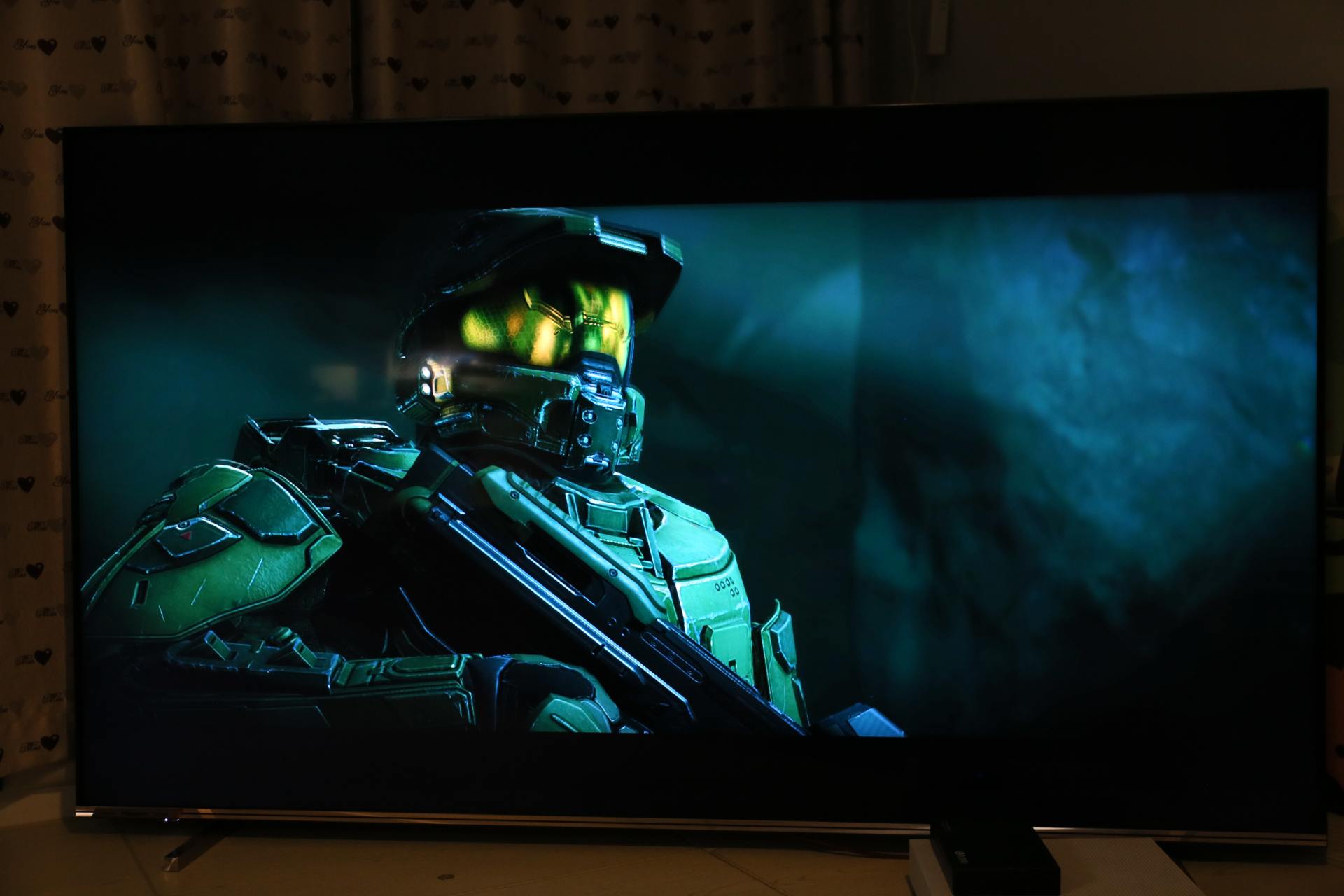 海信u8h75寸电视评测,海信电视最顶尖的型号