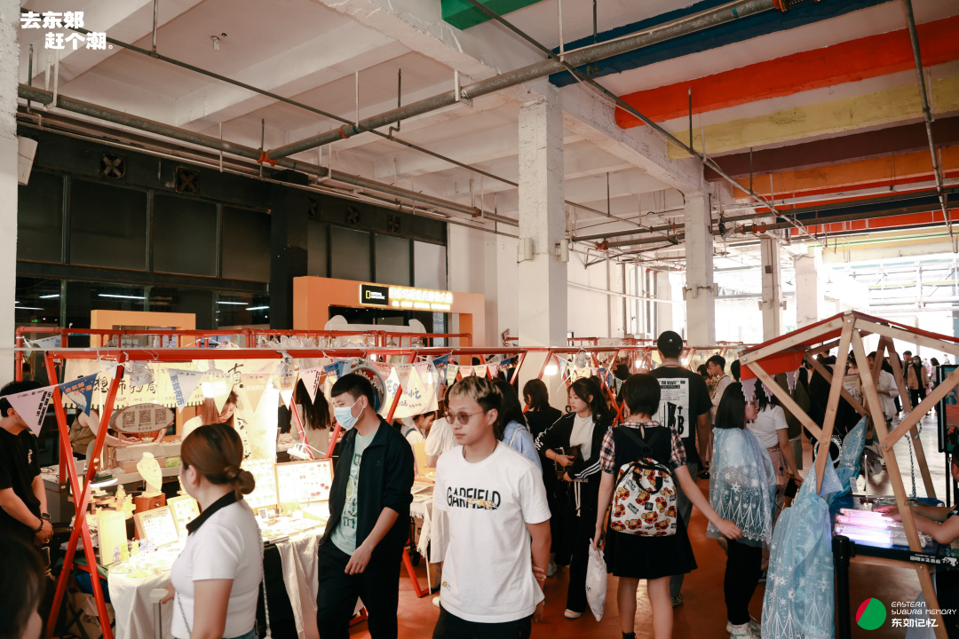 这场万人赶潮盛会,泰酷辣!