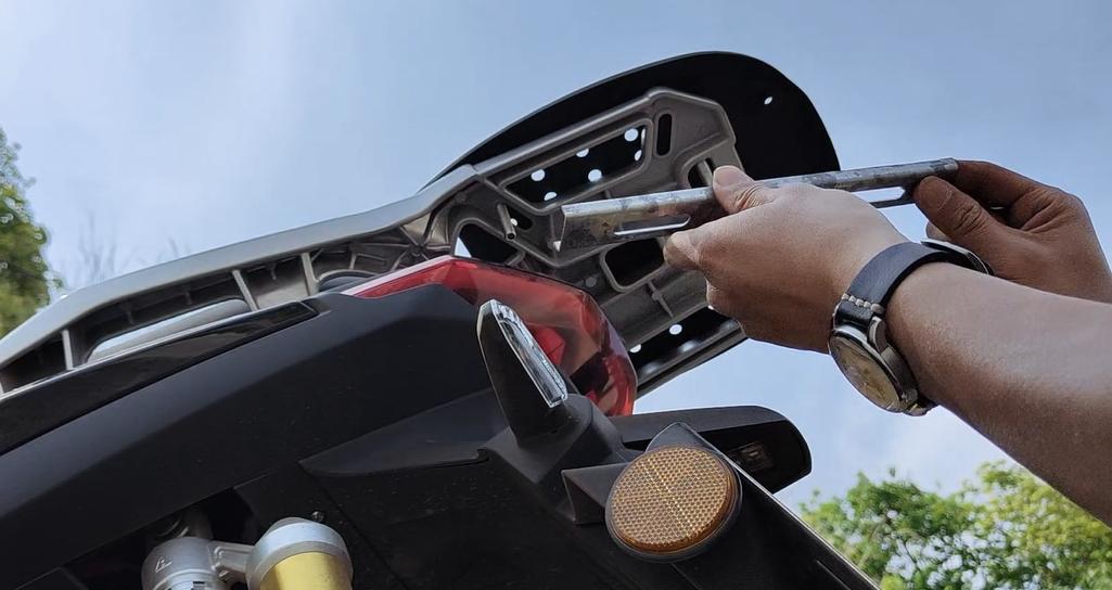 踏板摩托车45l尾箱教学,踏板摩托车如何选择尾箱