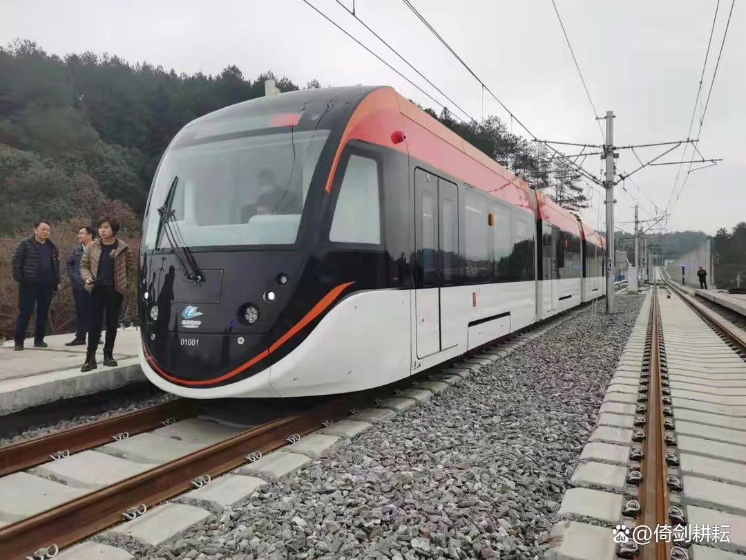 全国有轨电车有哪些城市,中国十个有无轨电车的城市