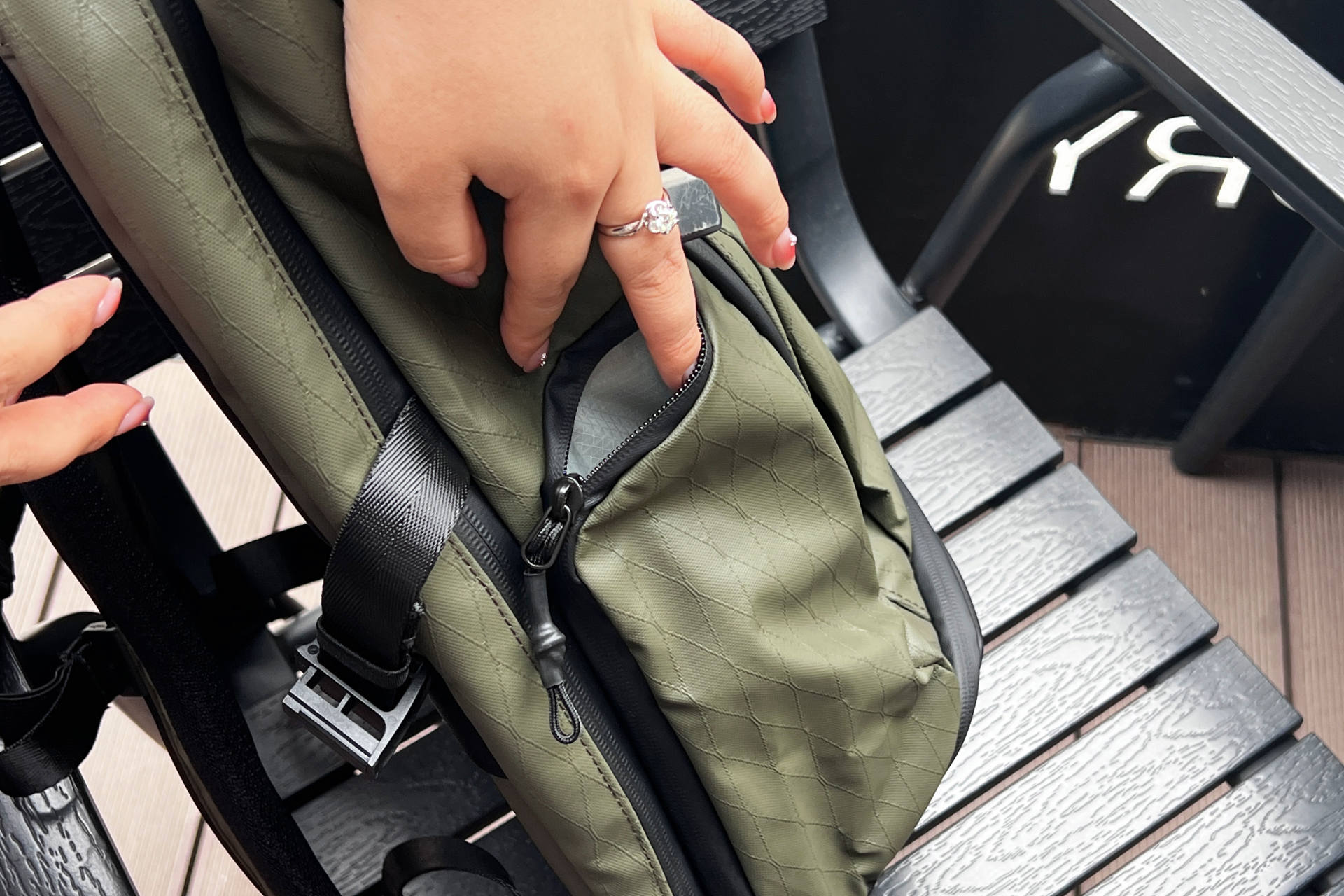 地平线8号背包评测,地平线8号零感双肩背包测评