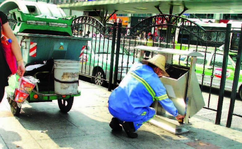 广东女环卫工人被举报,女环卫工被骚扰4年后续