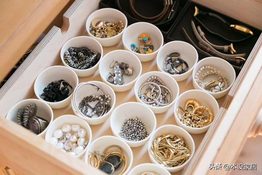 退休阿姨独居生活,60岁退休阿姨晒出独居生活照