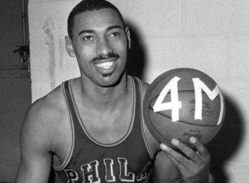 湖人签下小加索尔补强,加索尔加盟湖人前湖人西部第一