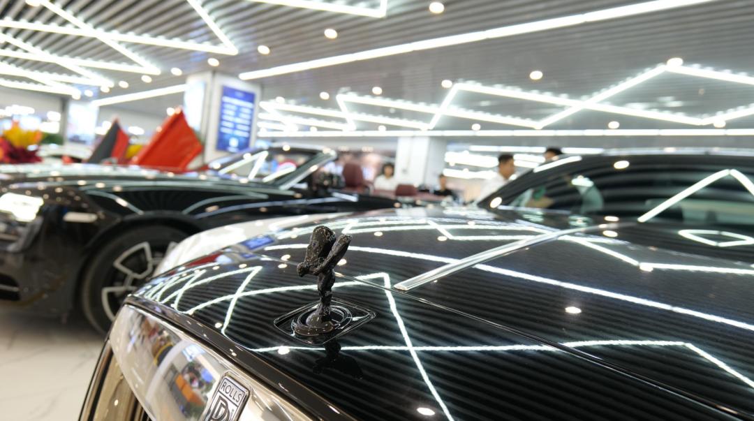 君卡名车杨杰是富二代吗,君卡名车杨杰