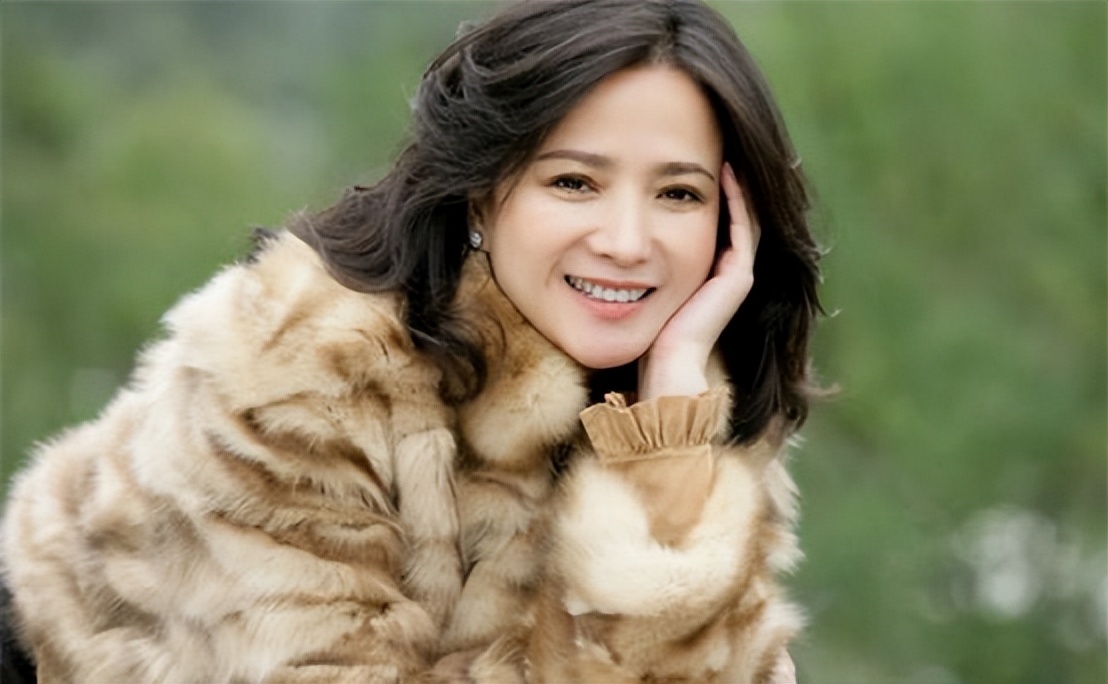 琼瑶的哪一部剧陈红拒演,陈红出演琼瑶的三部戏都是配角