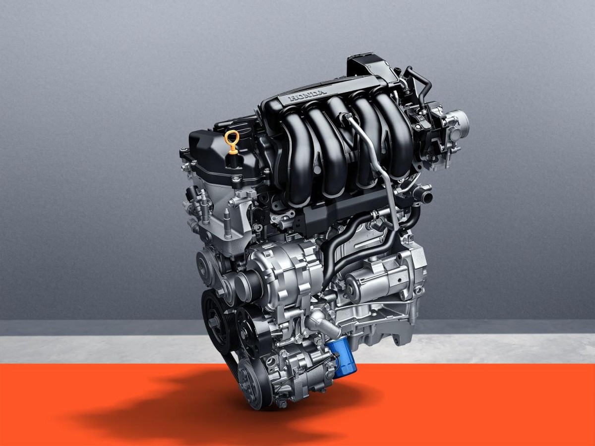 两厢车飞度和poloplus哪个好,两厢车最保值的是飞度吗