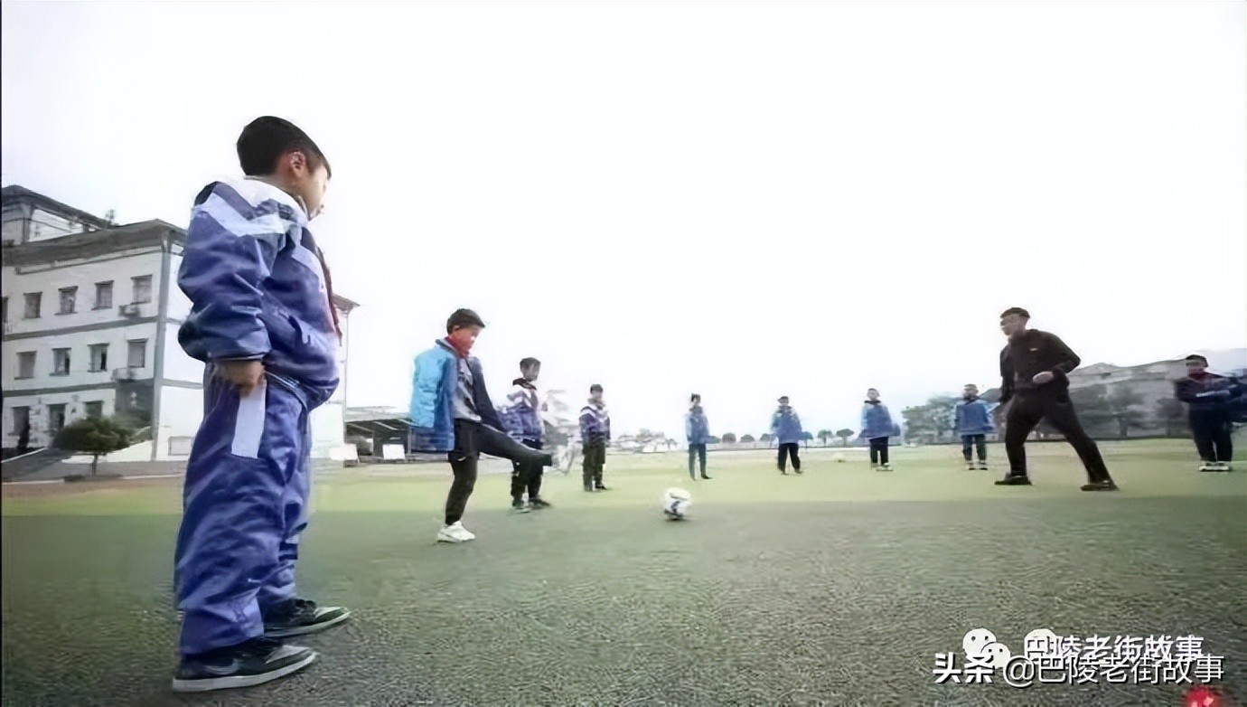 那年头,城陵矶的足球热