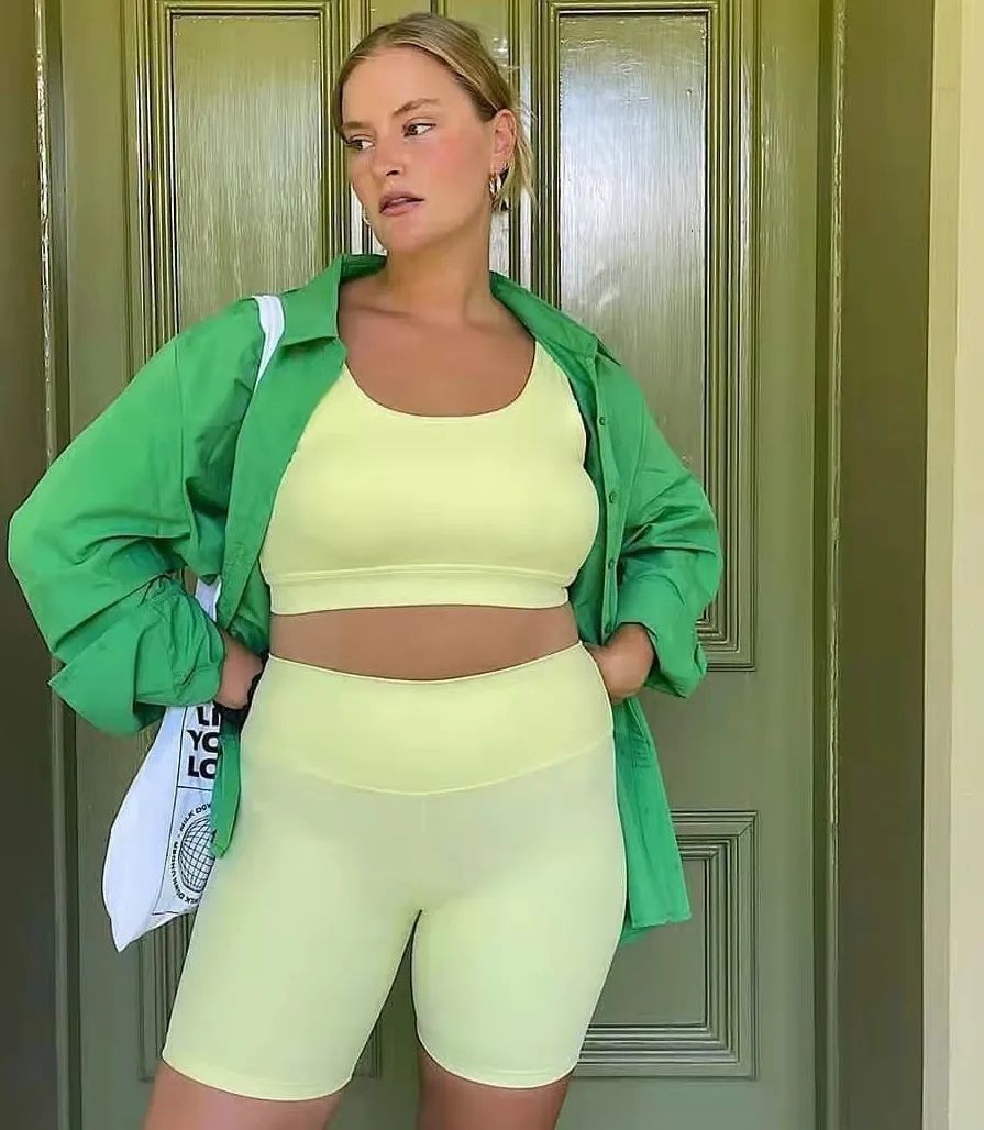 健身房怎么健身好看一点,健身大神们的健身房穿搭