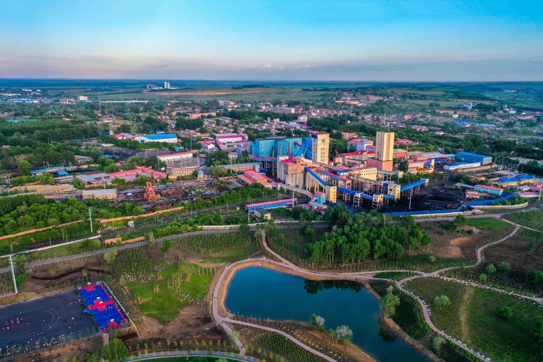 鹤岗三四万就可以买一套房,鹤岗市有一月一交的房子吗