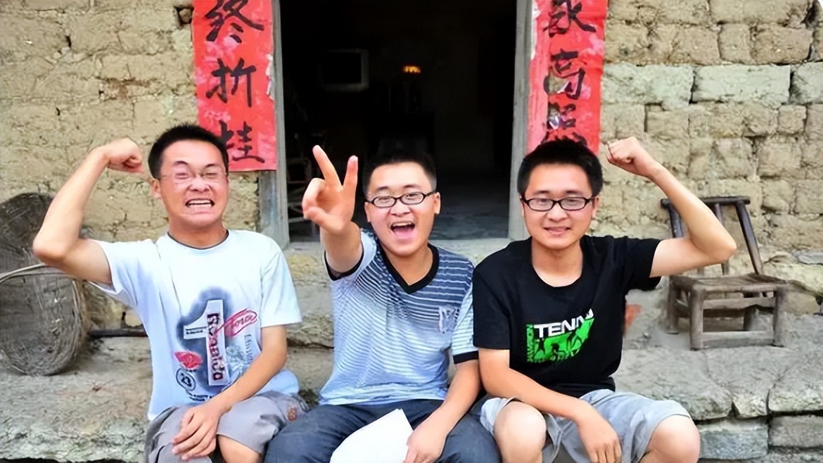 农村大学生买不起房,大学生上学期间如何有稳定的收入