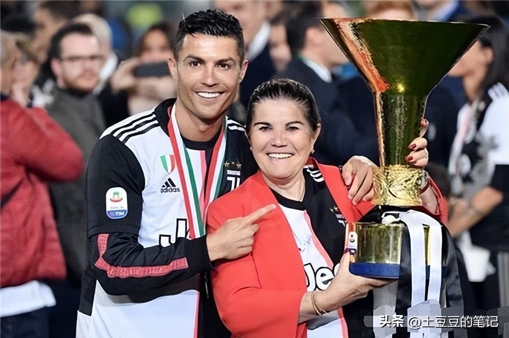 c罗没有世界杯就不能成球王吗,c罗没有足球天赋