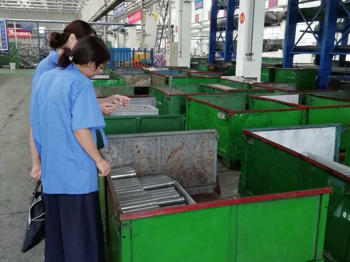 汽车减震器，能有效提升乘车舒适性！它是如何工作的？