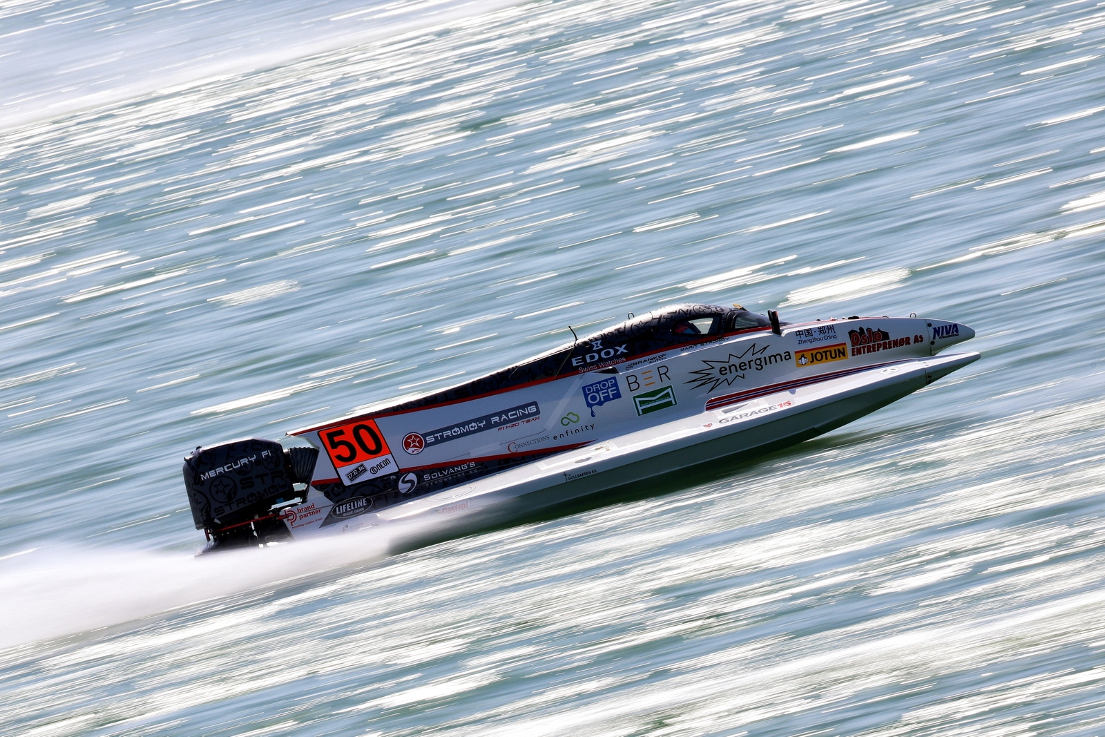 40寮犳瘡绉掔殑杩炴媿閫熷害,50寮犻渿鎾间汉蹇冪殑鎽勫奖浣滃搧