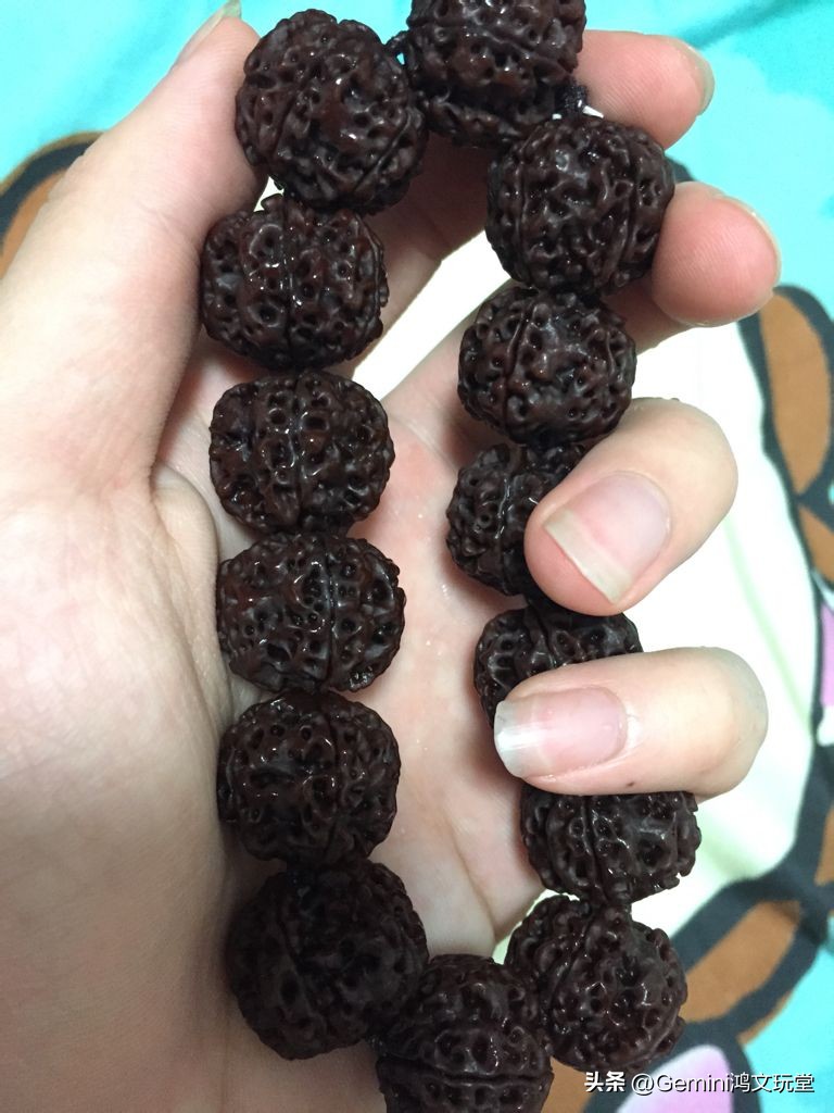 盘黑了的金刚菩提,金刚盘黑了可以用水洗吗