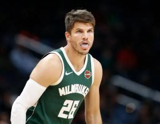 nba历史前十名控卫库里夺冠,nba历史总三分命中数排行榜