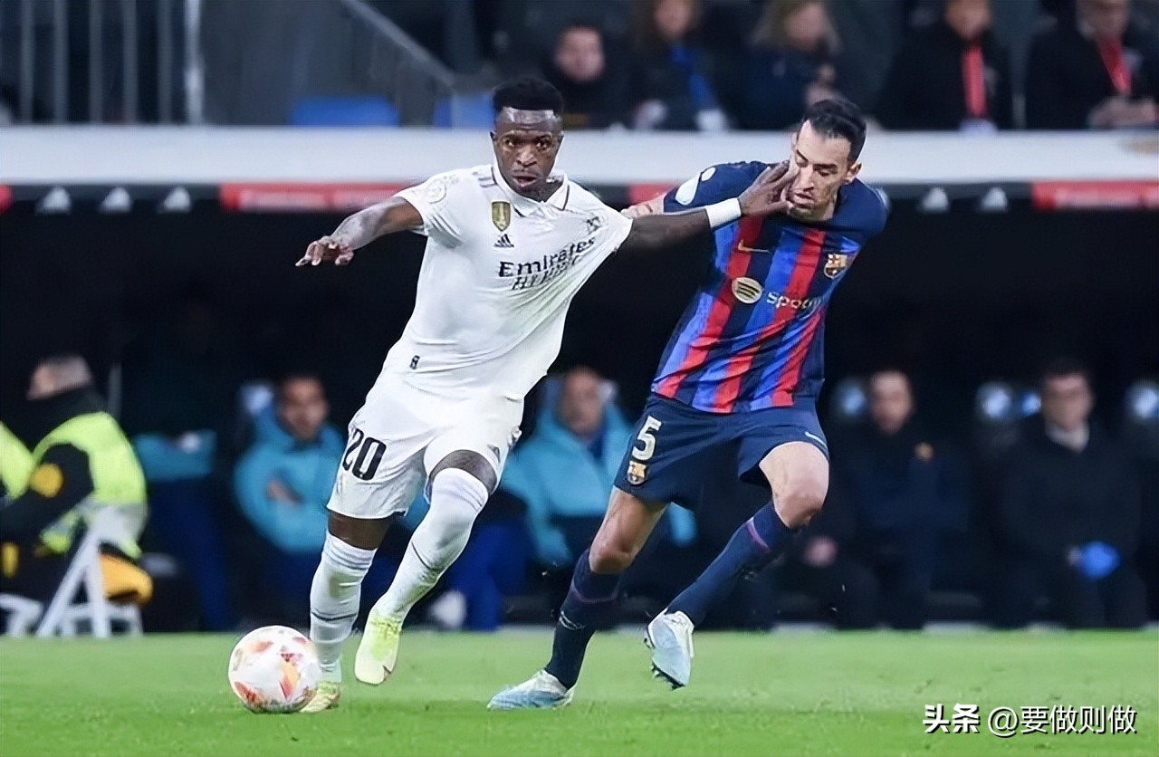 巴塞罗那夺得第一,2007西甲国家德比巴塞罗那全程