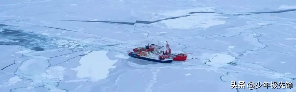 389天的极地冰冻科考,300多名科学家上演现实版的“流浪地球”