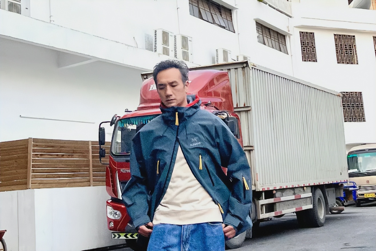 浪子黄觉和麦子,黄觉先认识周迅还是徐静蕾