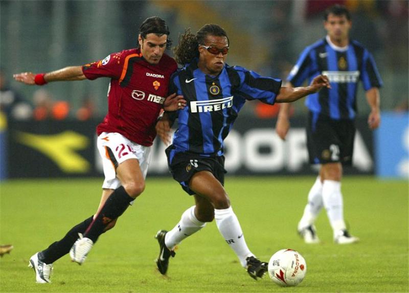 从米兰过客到国米累赘，还在尤文闹内讧，全能战士照样被性格耽误