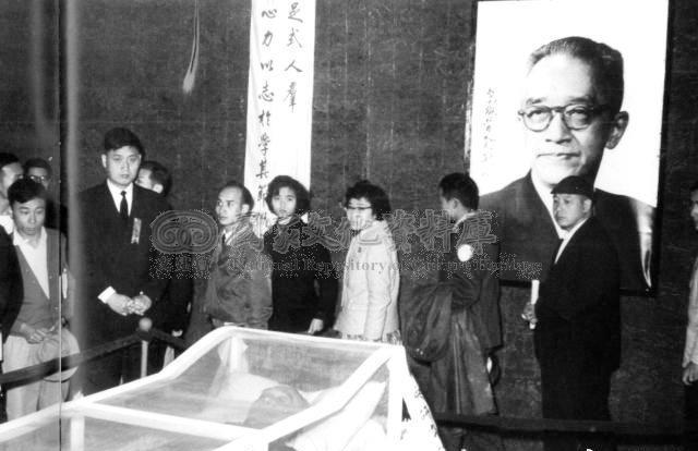 日军侵华兽行,日军当着国军的面杀俘虏