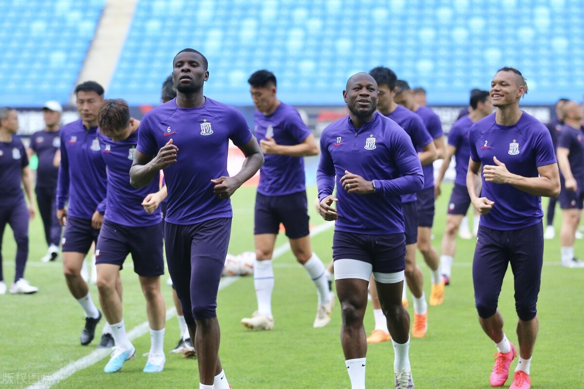 中超第一轮最佳阵容,鲁能申花中超首发名单