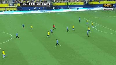 拉菲尼亚对巴萨名单,巴西边锋拉菲尼亚巴萨资料