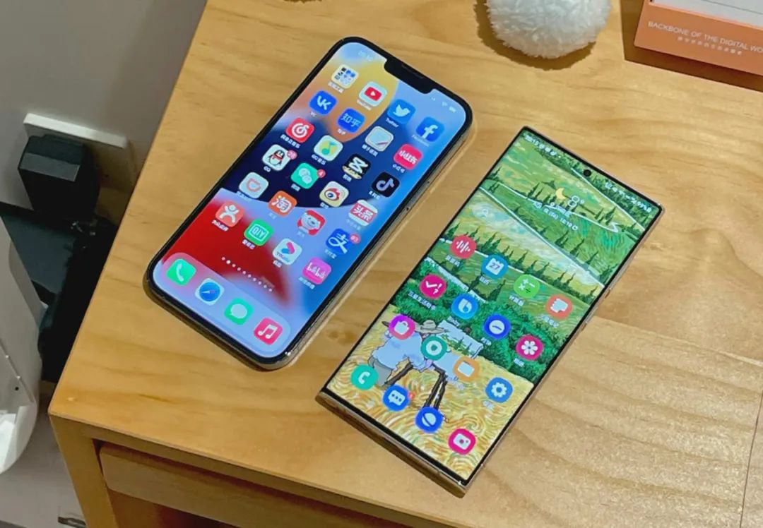 为啥都说lcd永不为奴oled,好的oled和差的lcd哪个更伤眼睛