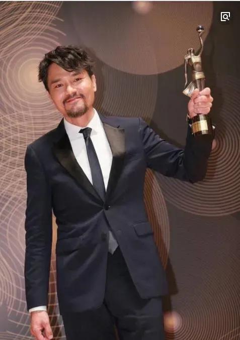 第41届香港电影金像奖颁奖刘青云,41届香港金像奖最佳男主角刘青云