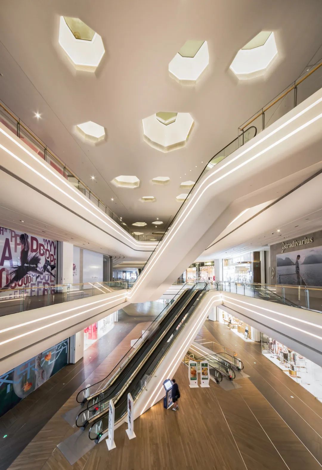 深业上城公寓,深业上城到笔架山的桥