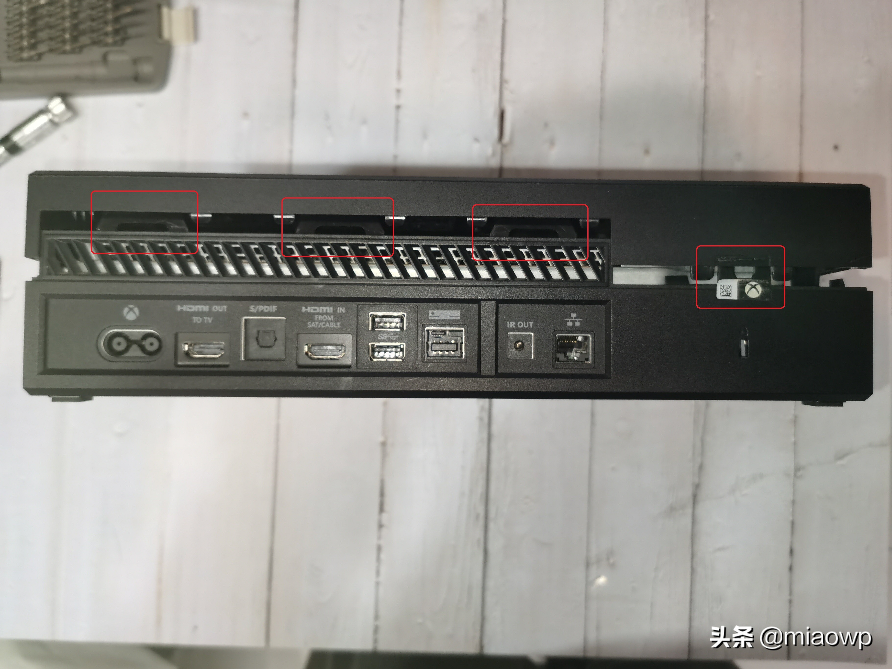 xboxonex黑屏维修,xboxone黑屏