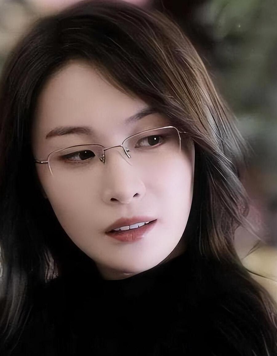 城中之城里面最漂亮的女人叫什么,城中之城气质女人