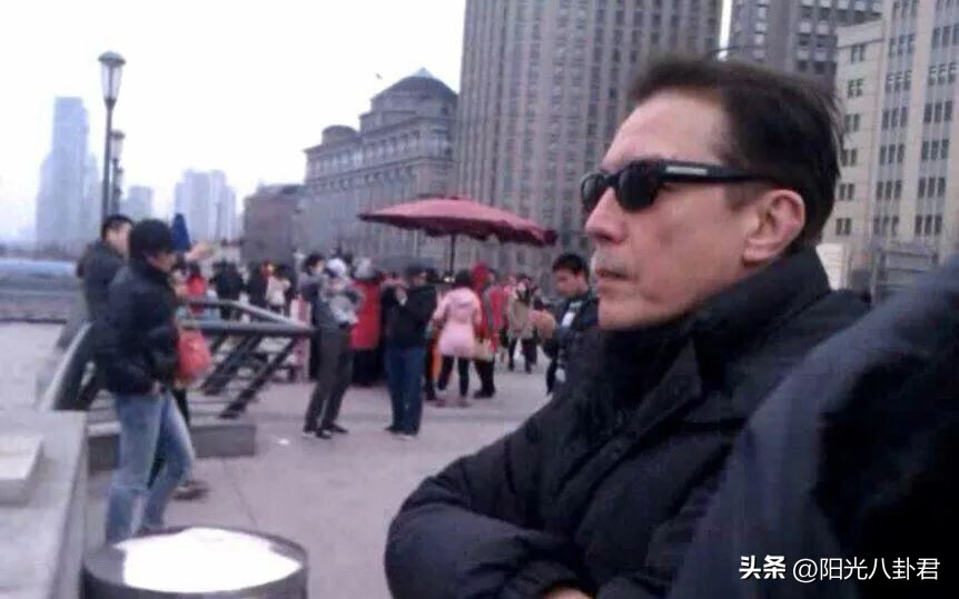 12位港星豪宅,定居内地的10位过气港星