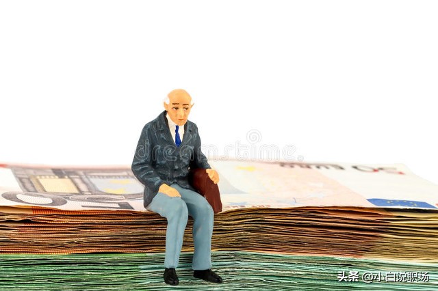 职场要保持谦卑的心态,职场要适当高调