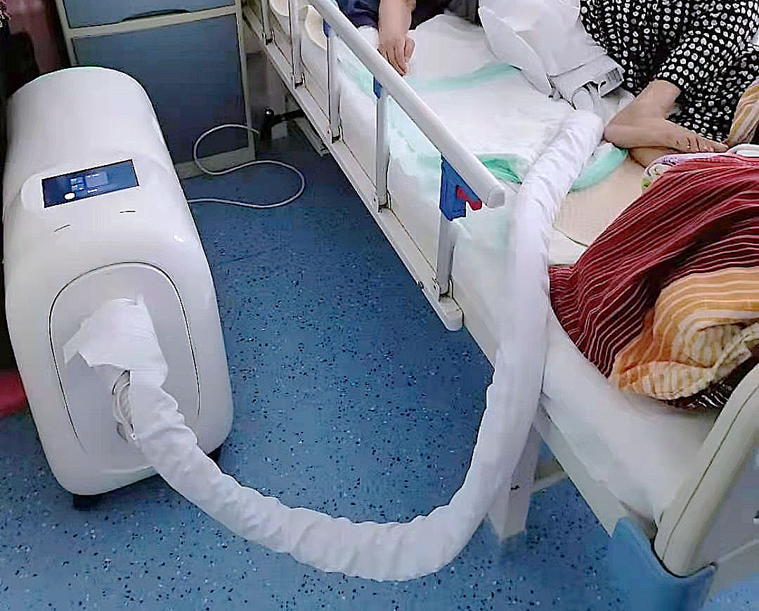 南京失能老人智能护理机器人,护理型智能机器人