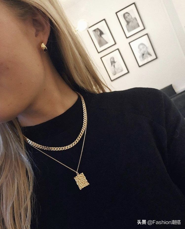 公认最好看的小众配饰搭配,5件饰品让你的搭配走向时尚