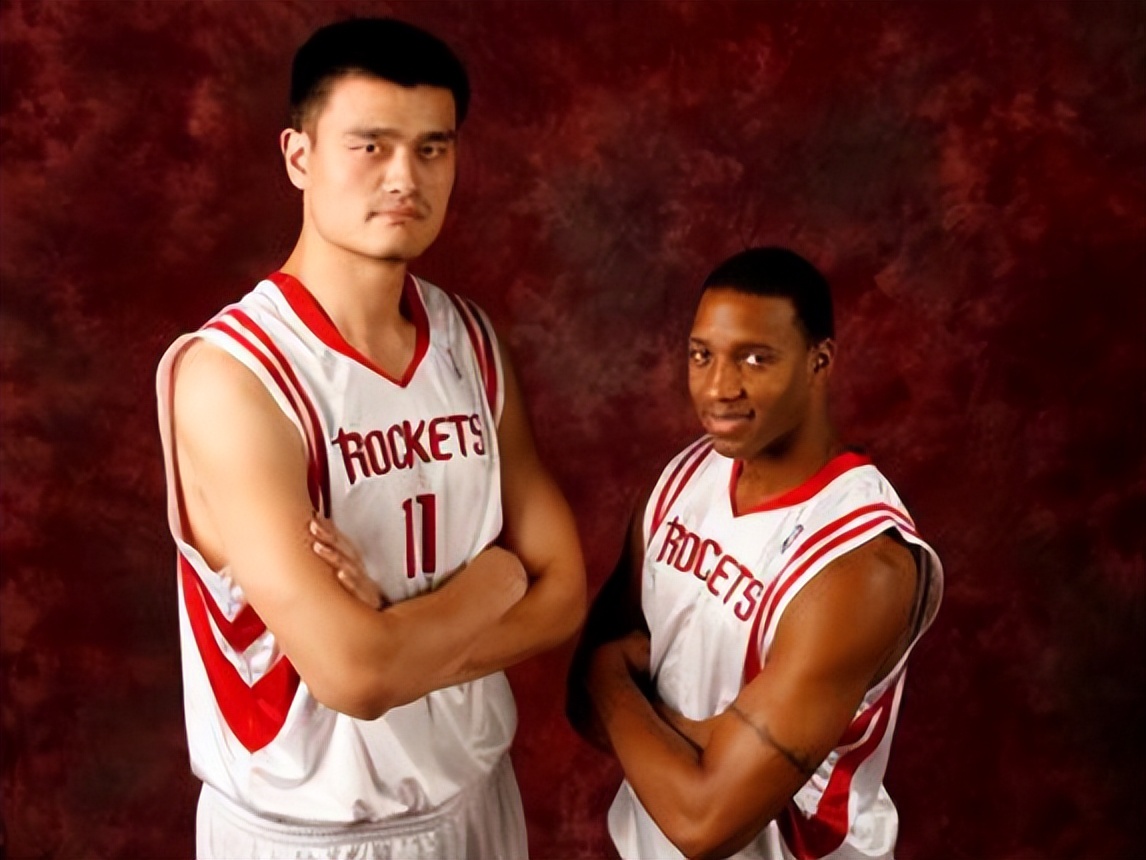 姚明退役去火箭,姚明退役火箭队薪水