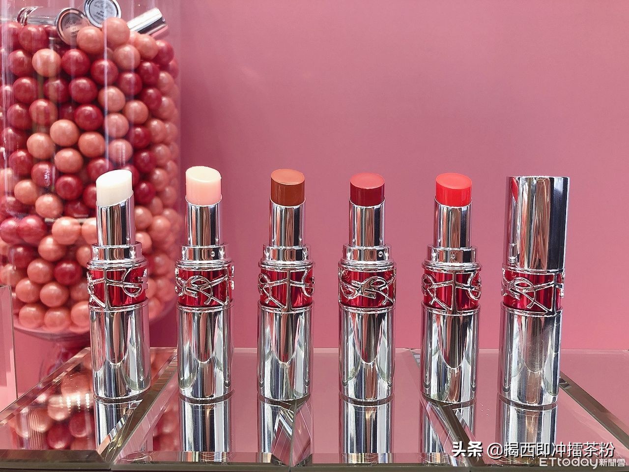 雅诗兰黛倾慕唇彩唇蜜420,2021雅诗兰黛润唇膏限定130