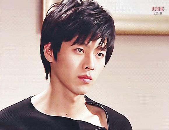 孙艺珍跟玄彬差几岁,孙艺珍会和玄彬结婚吗