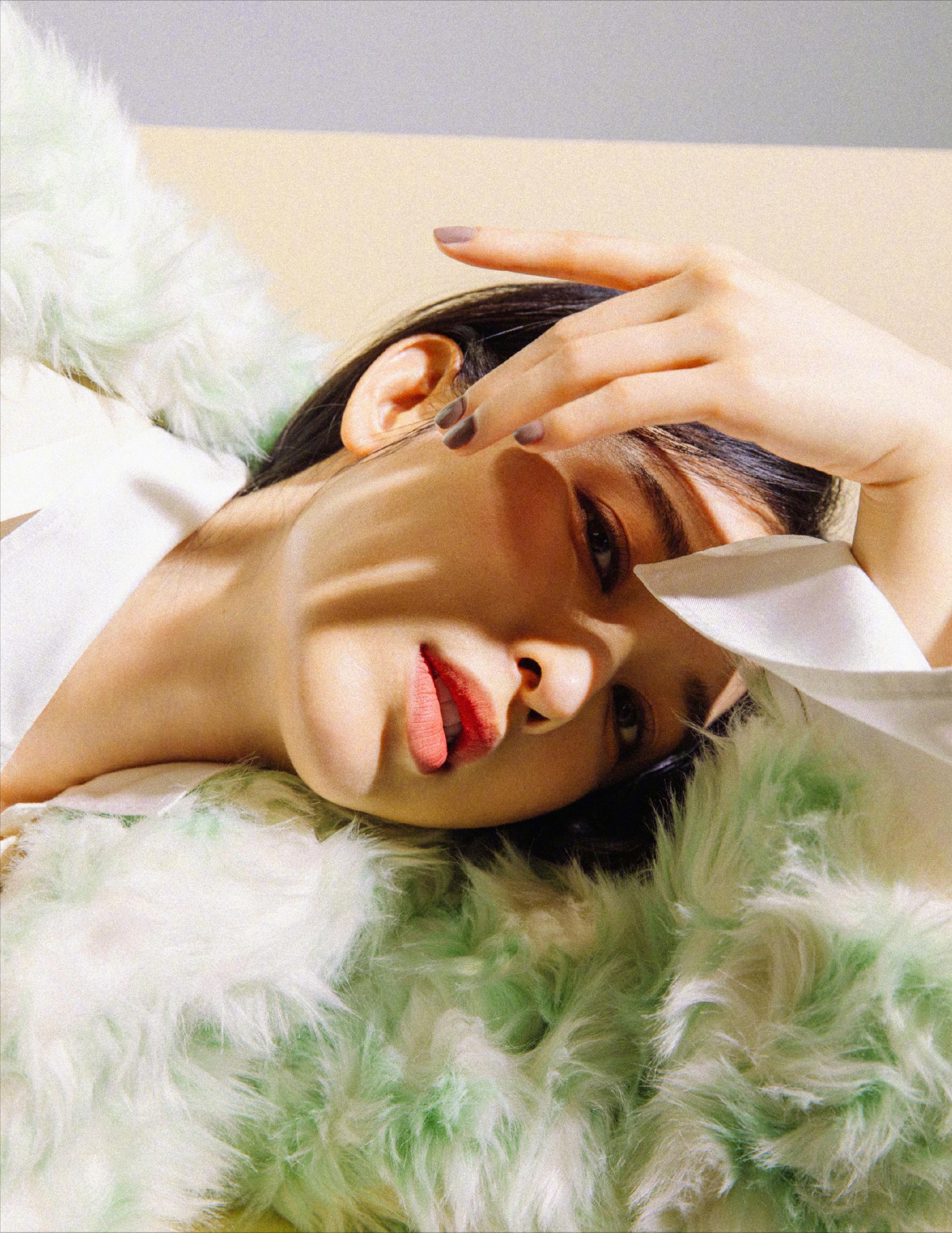 不是所有厚嘴唇都是香肠嘴！这5位女星嘴唇厚又性感，很有风韵