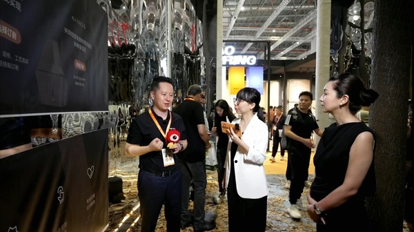 鏂版氮瀹跺眳鍏ㄩ儴瑙嗛,鏂版氮瀹跺眳鐢熸椿