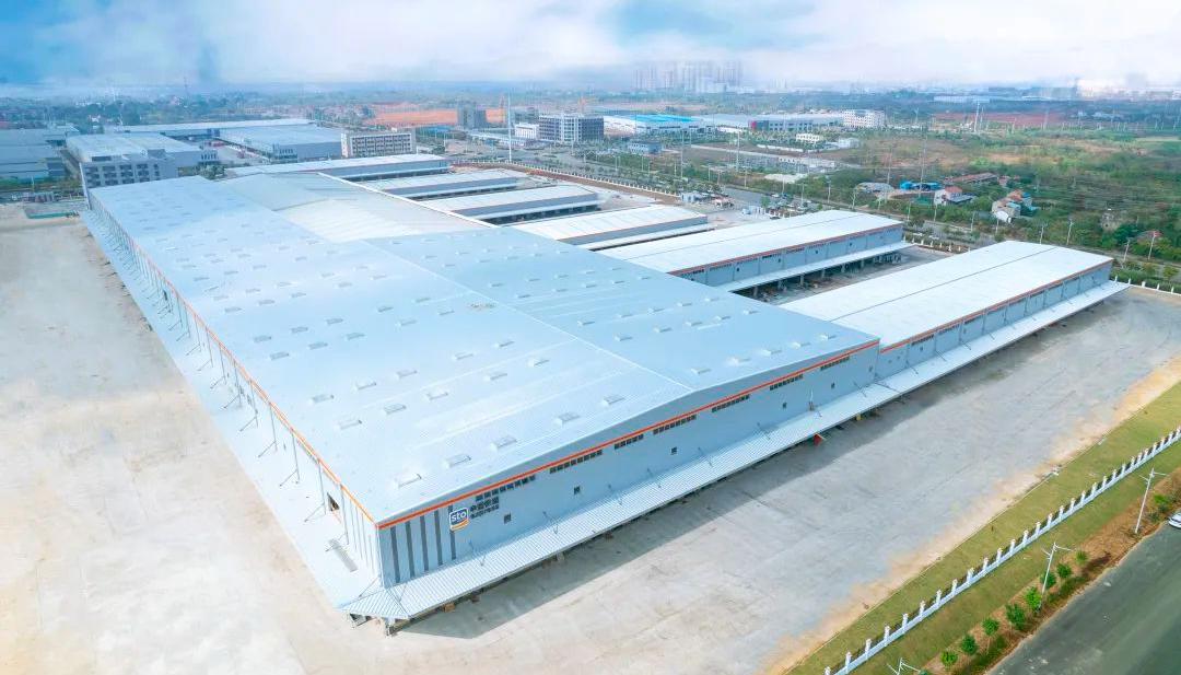 最新全球集装箱航运公司排名,全球集装箱码头运营商年报