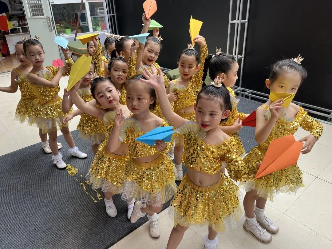 快乐成长幼儿园六一儿童节,快乐儿童六一