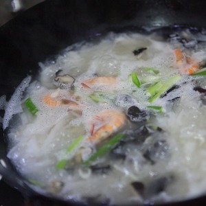 锅边糊的做法全过程,正宗锅边糊的做法