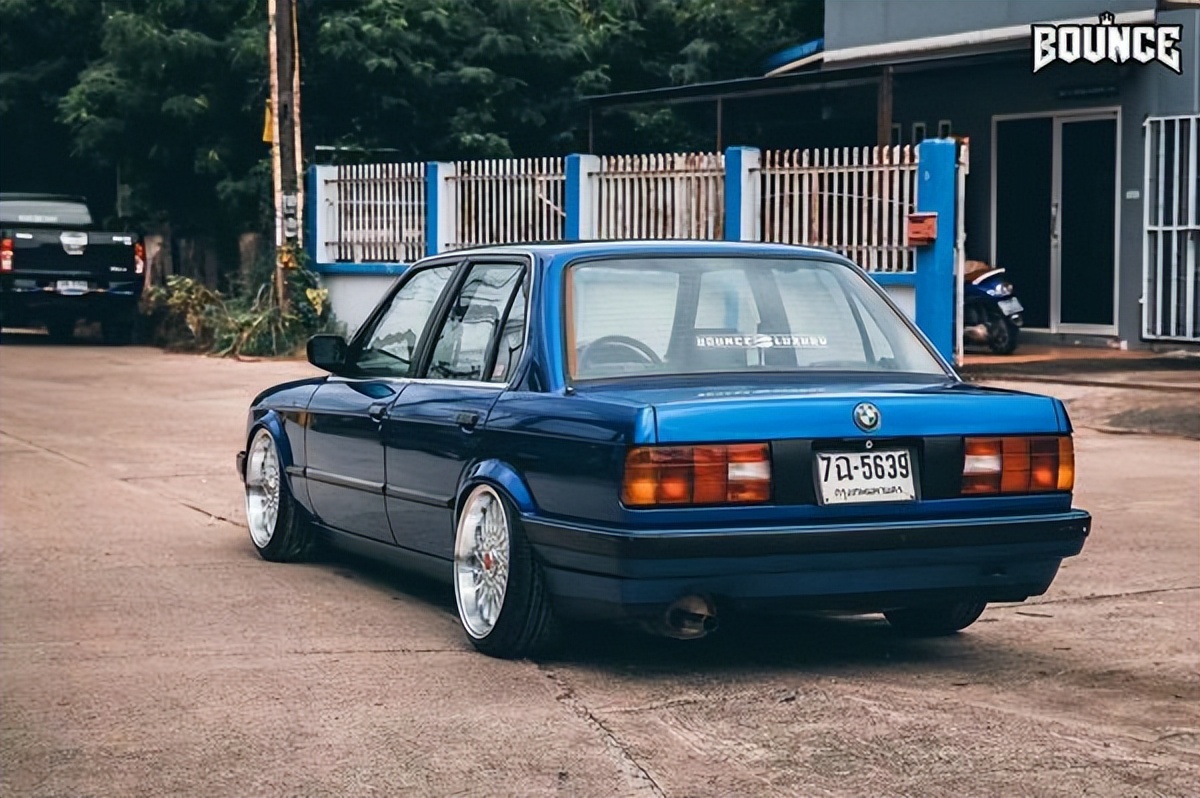 宝马e30改装,经典e300改装