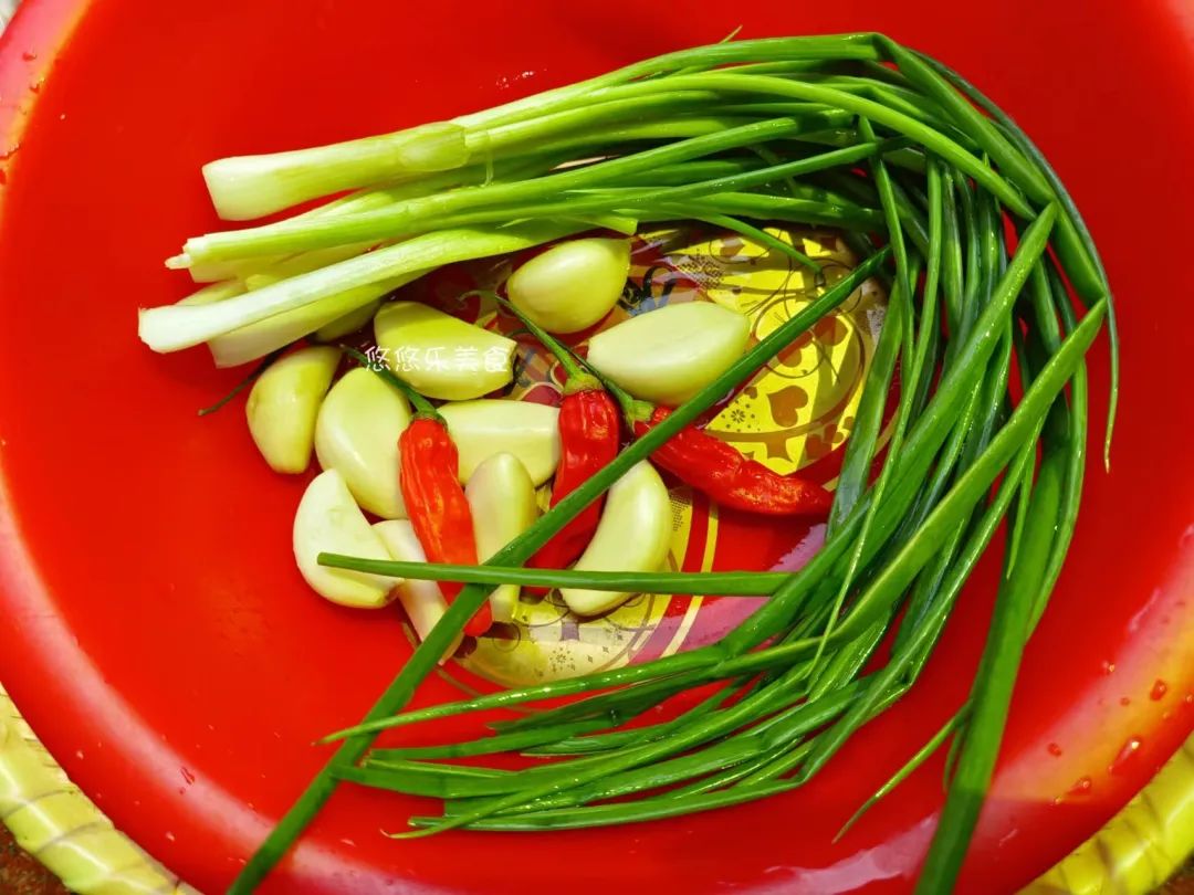 市场上买的墨鱼怎么炒,新鲜的墨鱼仔多少钱一斤